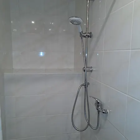 Ferienwohnung Anna شقة